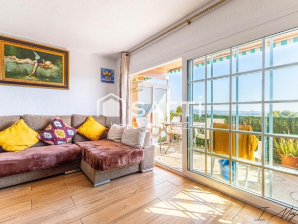 Imagen 1 de Piso con vistas al mar.