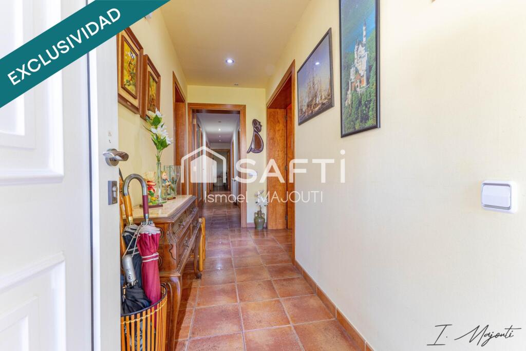 Imagen 3 de Casa Exclusiva a 400 Metros de las Playas de Sant Martí d’Empúries en la Costa Brava.