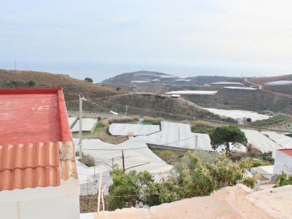 Imagen 1 de Casa de pueblo 4 habitaciones vista mar buen precio - no cobramos comisión a compradores.