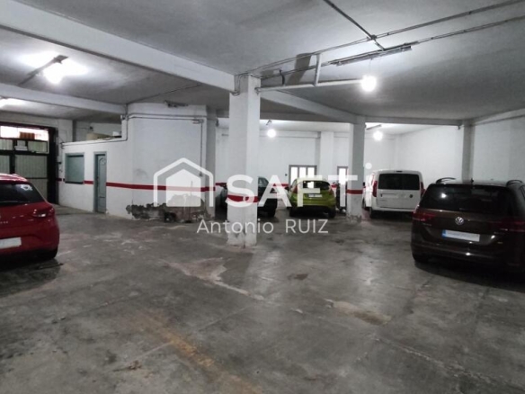 Imagen 4 de Gran local de 285  m² cerca de la  Avda. de la Libertad. SIN COMISIÓN DE COMPRA.