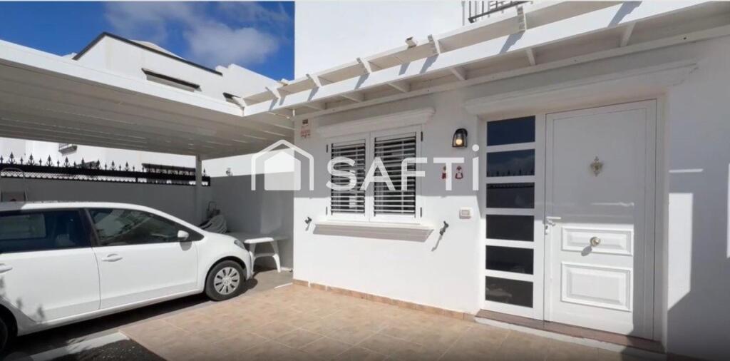 Imagen 2 de Casa adosada en una  prestigiosa zona de Lanzatore.