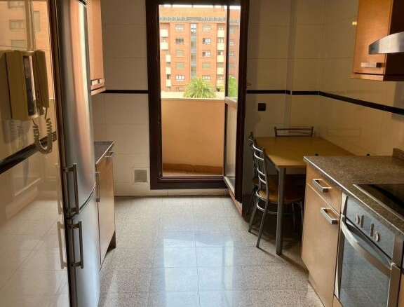 Imagen 3 de VENDEMOS FANTASTICO PISO EN CALLE ORTEGA Y GASSET DE LOGROÑO.