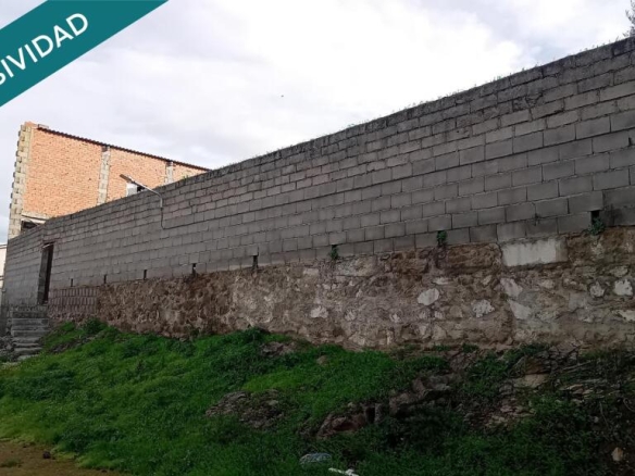 Imagen 3 de Excepcional Solar Urbano en Lagartera: 1.997 m² con Todos los Servicios