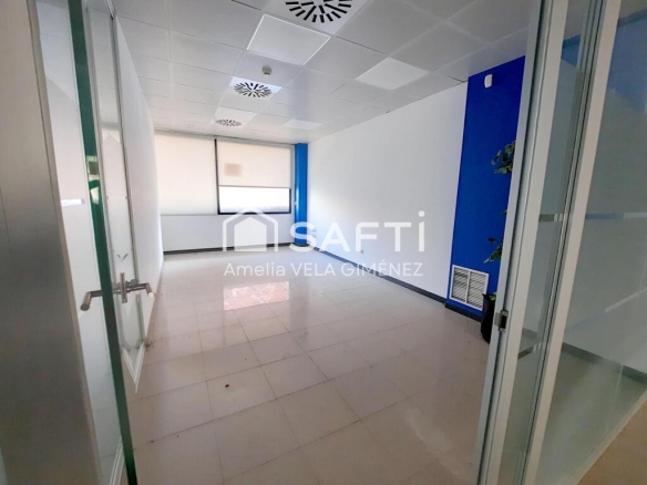 Imagen 3 de Inmejorable local para tu negocio en Puerto de Sagunto.