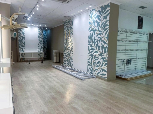 Imagen 4 de Local Comercial en el centro de Almoradí