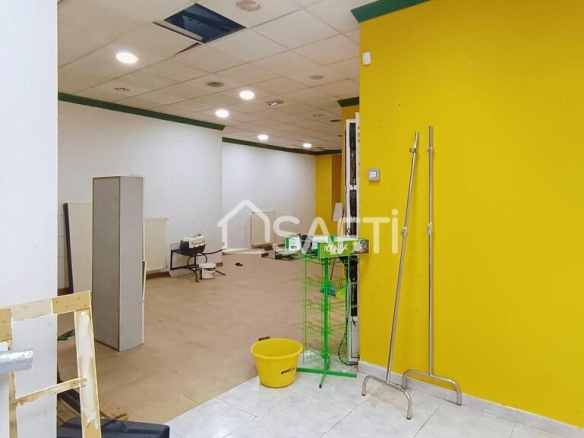 Imagen 2 de Local Comercial en el Centro de Sama.