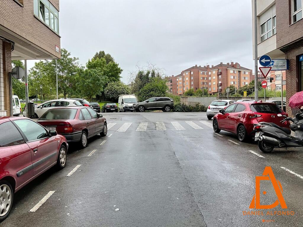 Imagen 4 de OPORTUNIDAD Plaza de Garaje en El Llano