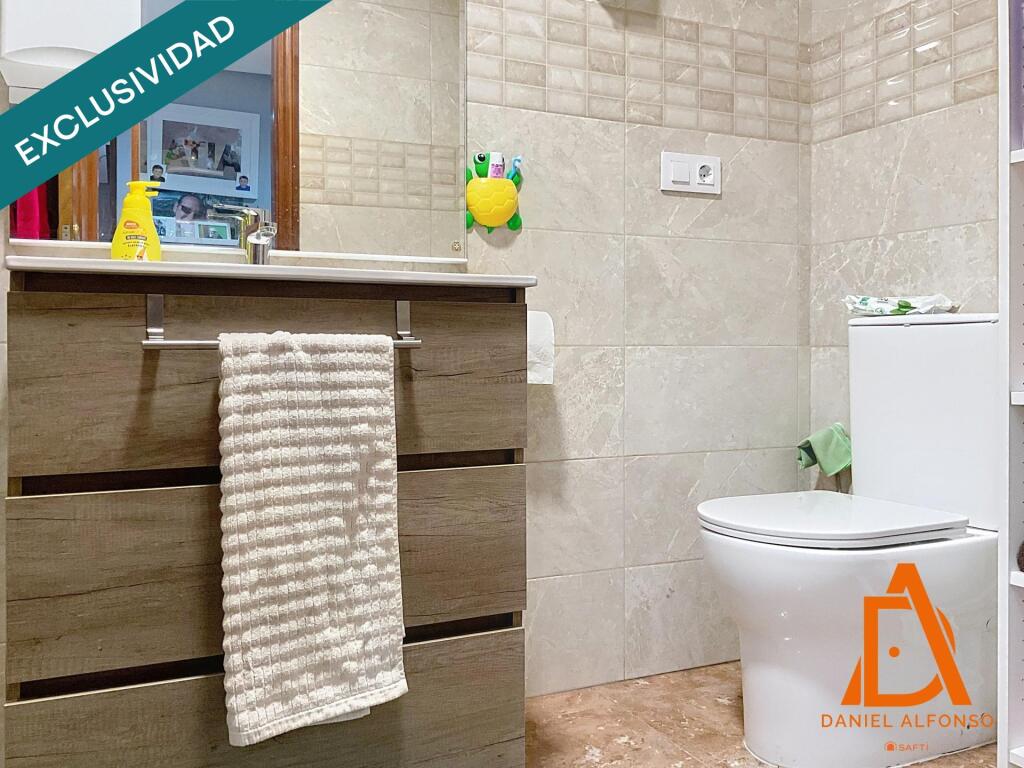 luz y ubicación: tu nuevo hogar en el centro de Sama