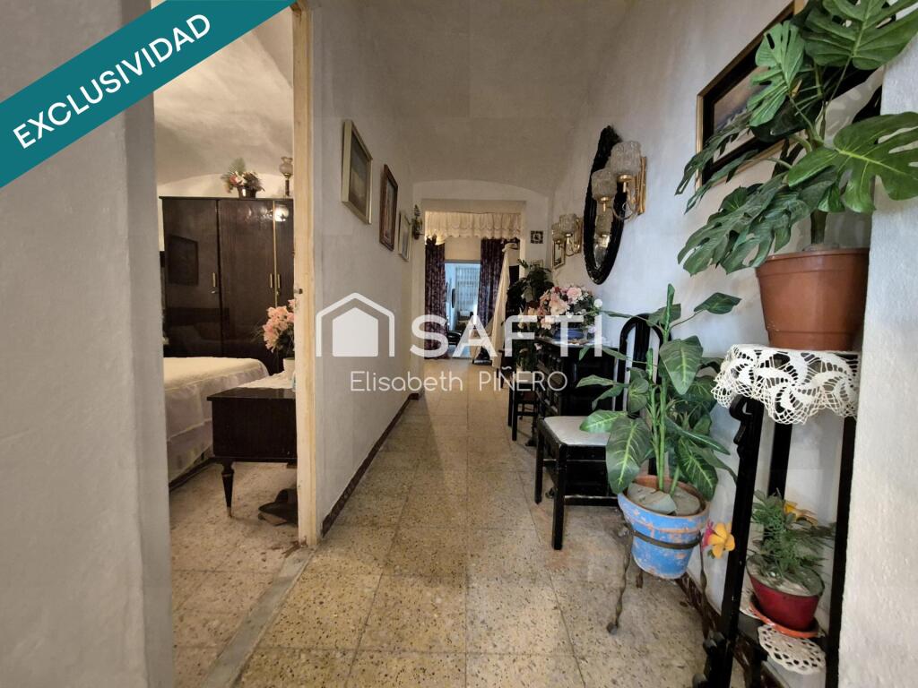 terraza y trastero para reformar a tu gusto.