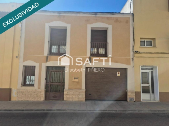 Imagen 1 de Tu refugio familiar en Montijo.  Espacios que inspiran