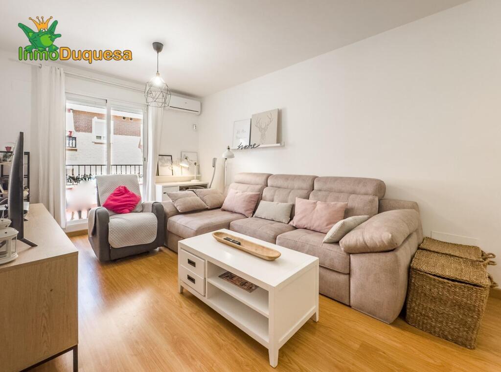 50 m² junto al nuevo METRO.