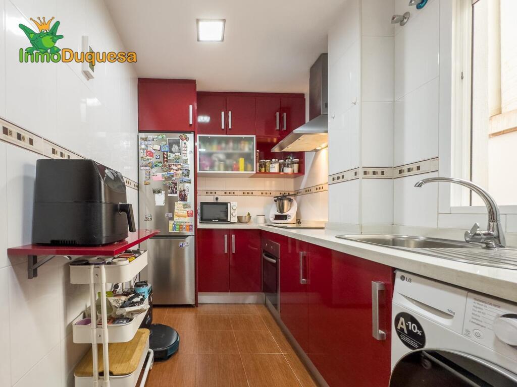 50 m² junto al nuevo METRO.