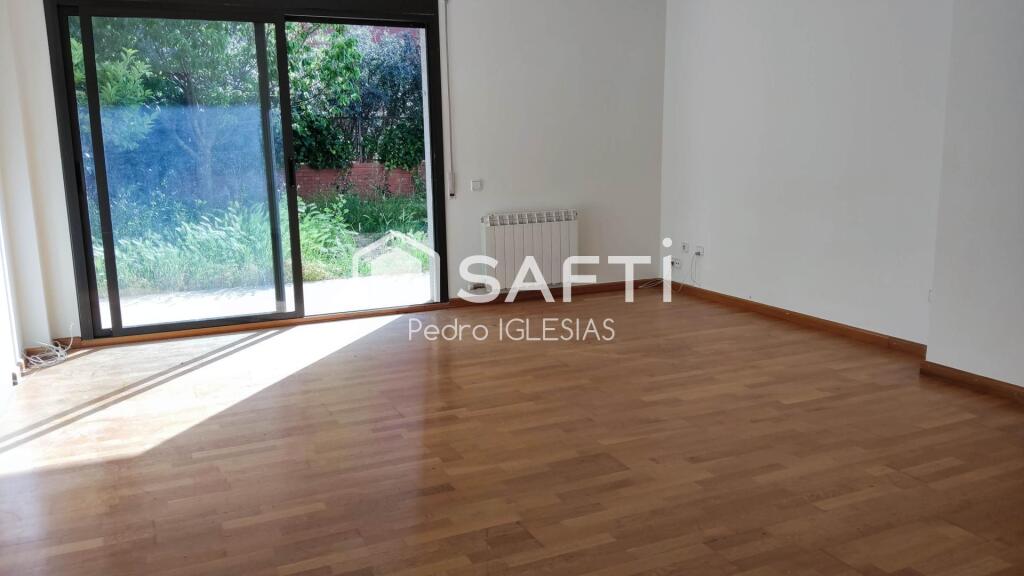Imagen 2 de Precio negociable.  Bajos premium con terraza