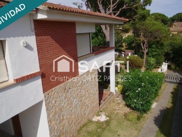 Imagen 3 de Magnífica casa en Sant Daniel con piscina