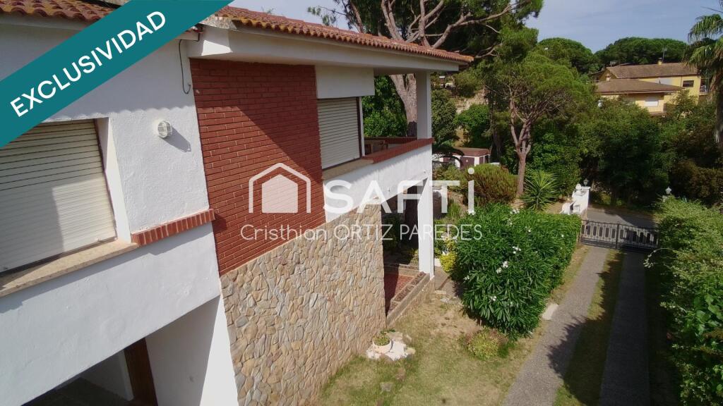 Imagen 3 de Magnífica casa en Sant Daniel con piscina