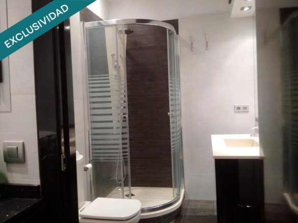 Imagen 4 de Amplio Local comercial en zona exclusiva de Barcelona