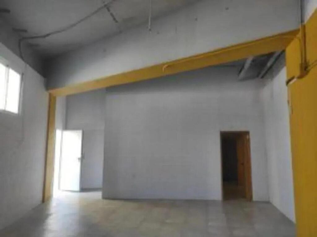 Imagen 2 de Local comercial de 117m² construidos