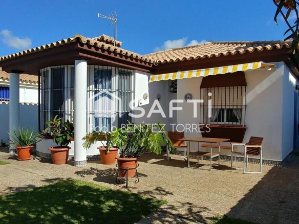 Imagen 1 de MAGNIFICO CHALET EN SANCTI PETRI