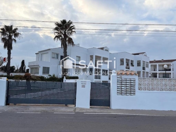 garaje y terraza-solárium.