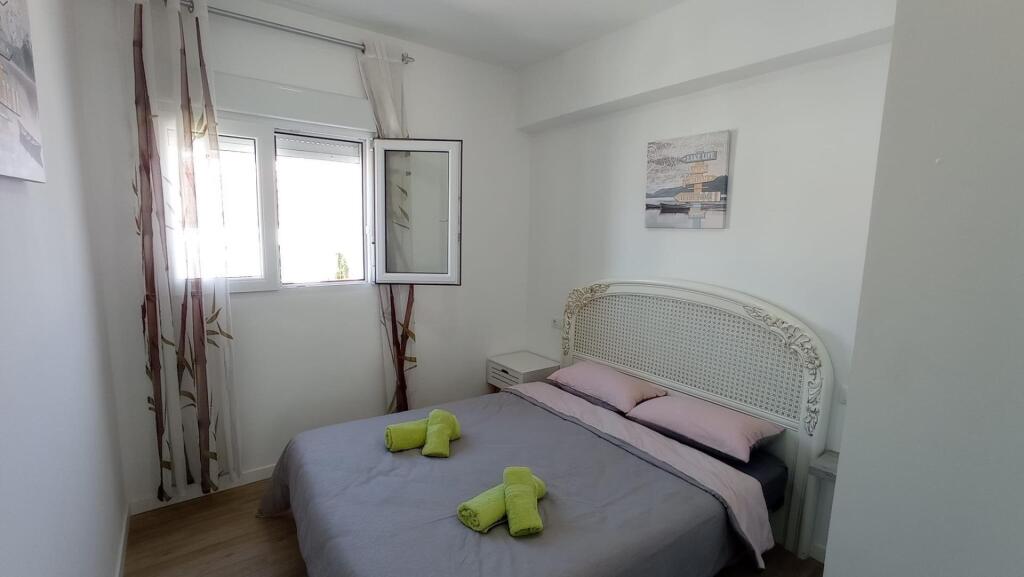 Imagen 3 de Encantador apartamento en la costa de Vinaròs – a 2 min de la playa