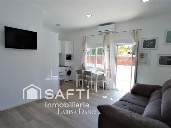 Imagen 1 de Encantador apartamento en la costa de Vinaròs – a 2 min de la playa