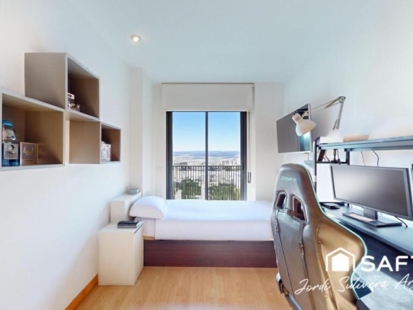 Imagen 3 de FANTÁSTICO DÚPLEX EN UNA DE LAS MEJORES ZONAS DE GIRONA