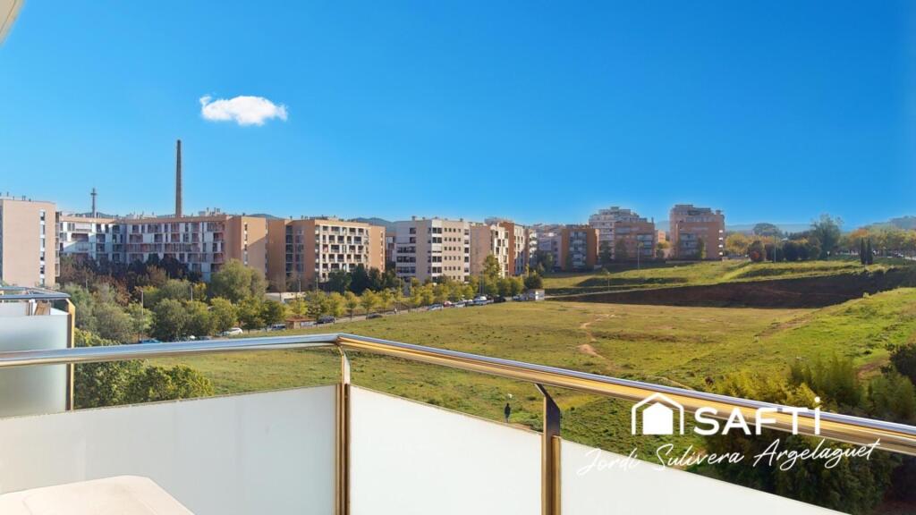 Imagen 4 de FANTÁSTICO DÚPLEX EN UNA DE LAS MEJORES ZONAS DE GIRONA