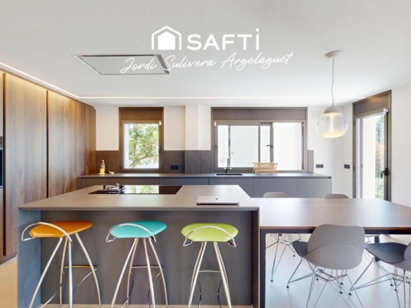 Imagen 4 de ¡ESPECTACULAR CASA DE DISEÑO!