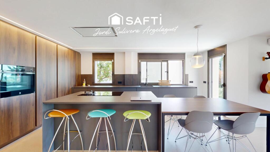 Imagen 4 de ¡ESPECTACULAR CASA DE DISEÑO!