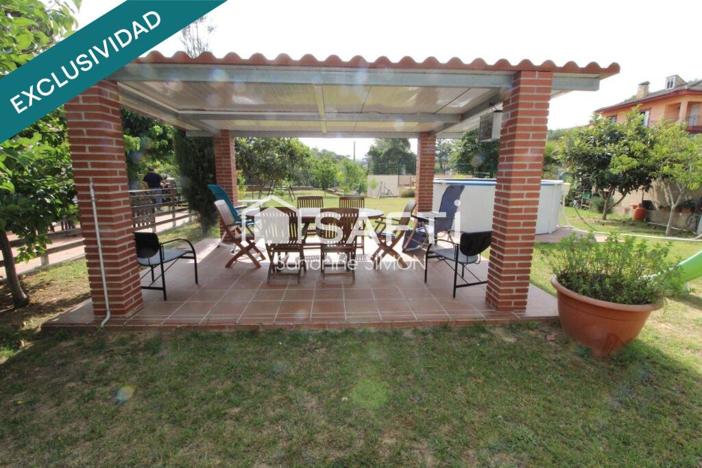 Imagen 3 de Bonita casa con parcela totalmente plana!