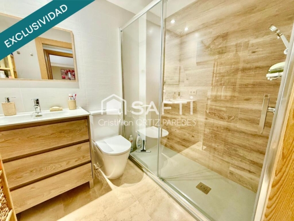 Imagen 3 de Bajo reformado con terraza interior en Blanes