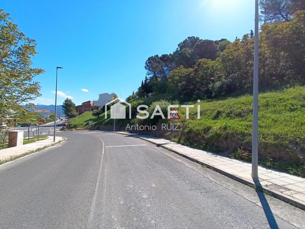 Imagen 2 de Parcela urbana en La Iruela – Ampliable hasta 1.150 m² junto al Parque Natural. SIN COMISIÓN DE COMPRA.