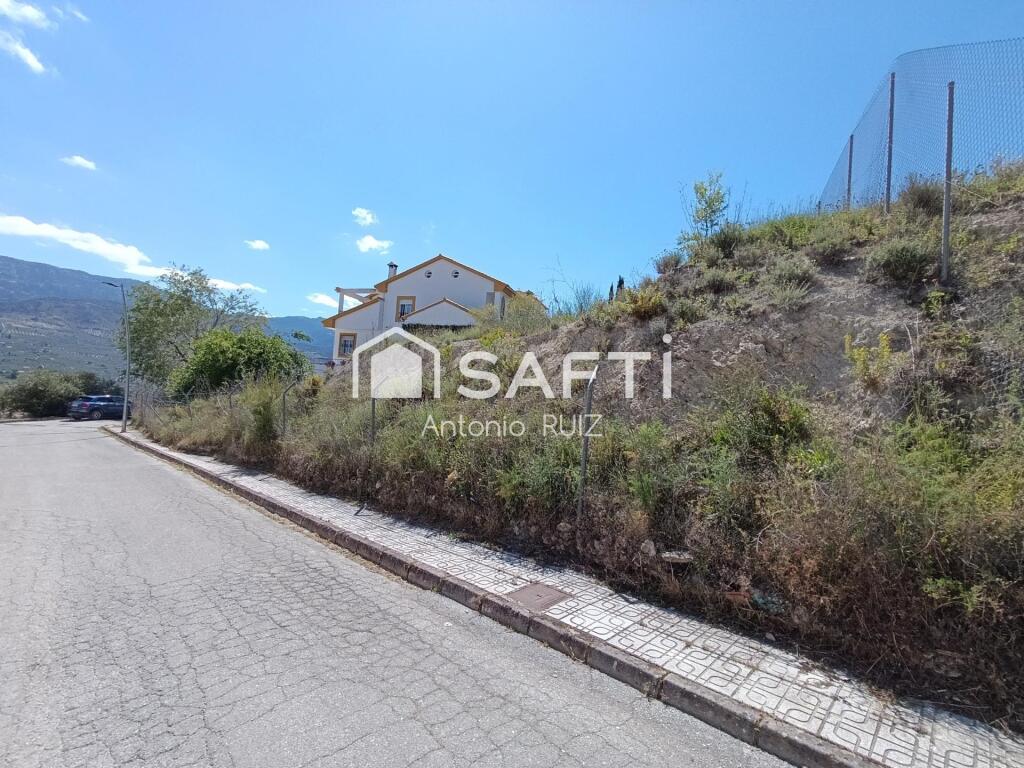 Imagen 2 de Parcela urbana de 500 m² en Quesada con Proyecto. SIN COMISIÓN DE COMPRA.