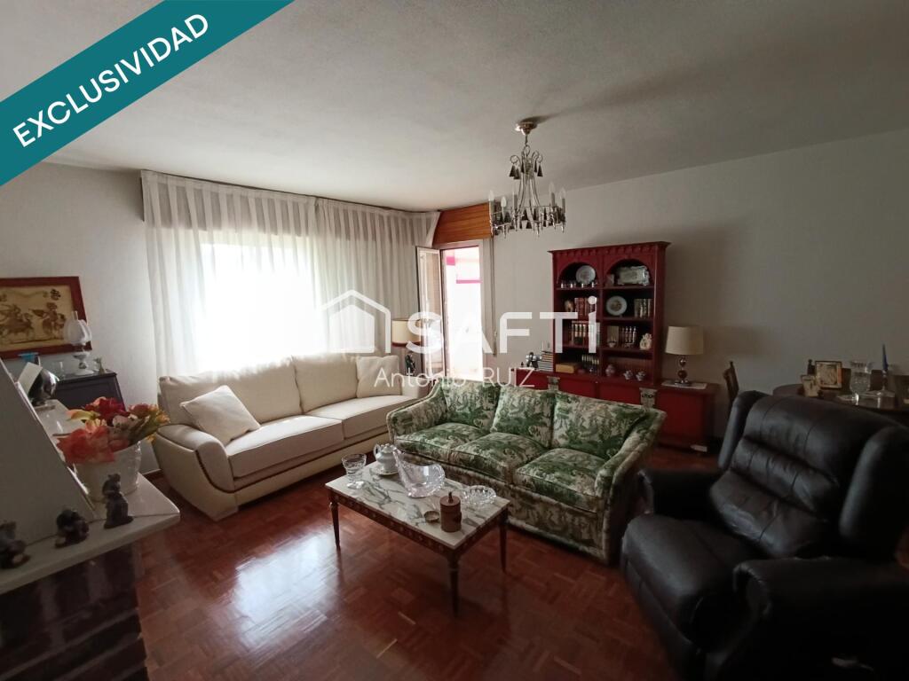 trastero y piscinas en urbanización privada. SIN COMISIÓN DE COMPRA.