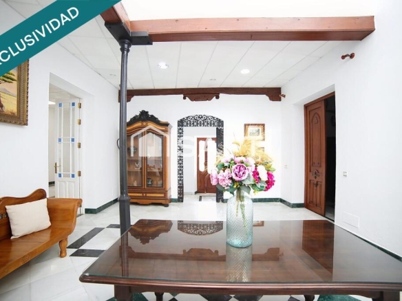 Imagen 2 de Palacete único en el corazón histórico de Ronda.