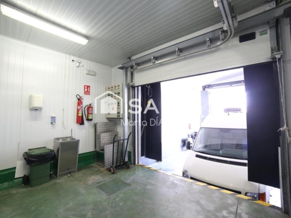 equipada y versátil en el corazón empresarial de Ronda.