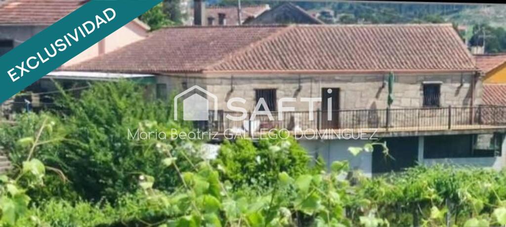 Imagen 3 de Se vende impresionante casa rustica en Arbo - Pontevedra