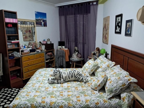 Imagen 2 de SE VENDE PISO EN PONTEAREAS - IDEAL INVERSION