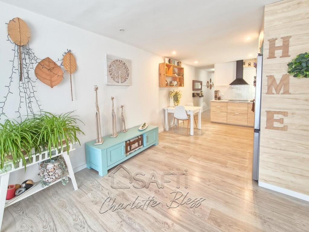 Imagen 3 de Encantador apartamento recién reformado a solo 500 metros de la playa.