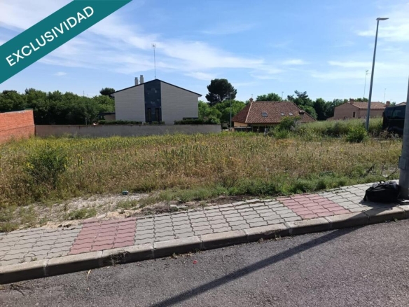 Imagen 2 de Parcela Urbana en Venta en Esquivias (Toledo) | 825 m² | SAFTI Inmobiliaria