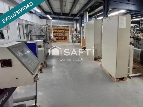 Imagen 3 de ¡Oportunidad exclusiva en el Polígono de Picanya!