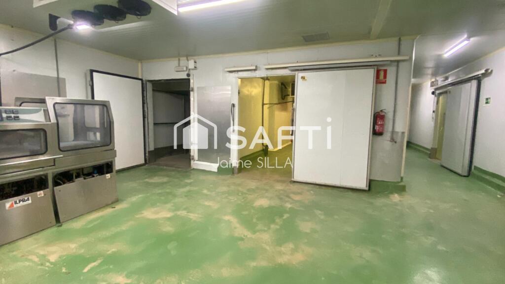 Imagen 3 de Nave industrial 566 m² con licencia de actividad.