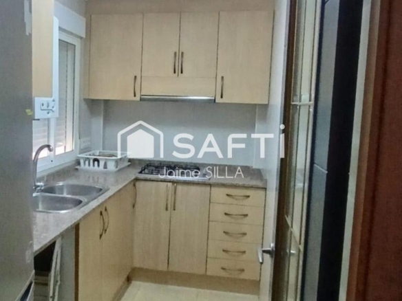 Imagen 3 de ¡Oportunidad en Orriols! 60 m² excelente ubicación