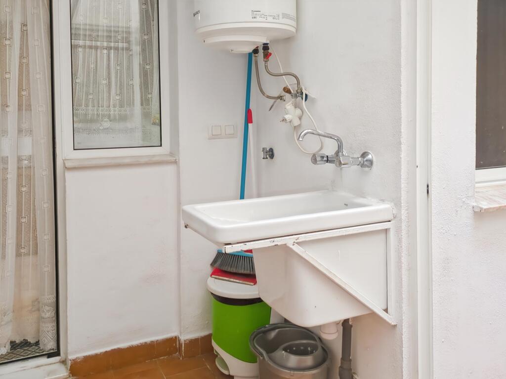 Imagen 4 de Piso familiar con tres habitaciones cerca de la playa (VPO)
