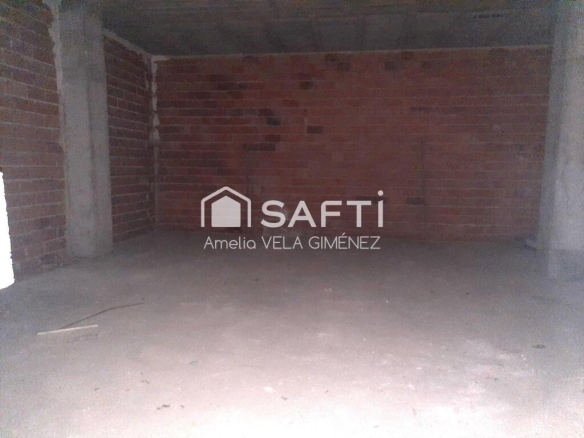 Imagen 3 de Bajo diáfano de gran tamaño en excelente ubicación