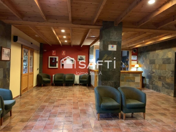 Imagen 4 de Se vende en exclusiva hotel con 45 habitaciones