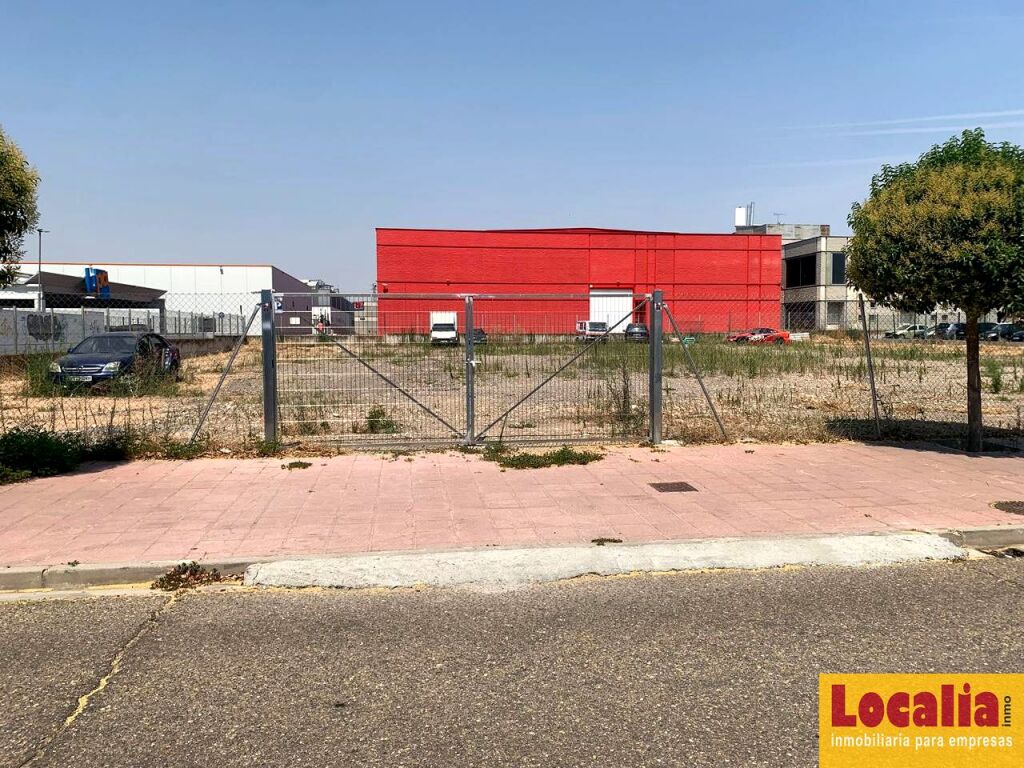 Imagen 2 de Suelo industrial a precio imbatible