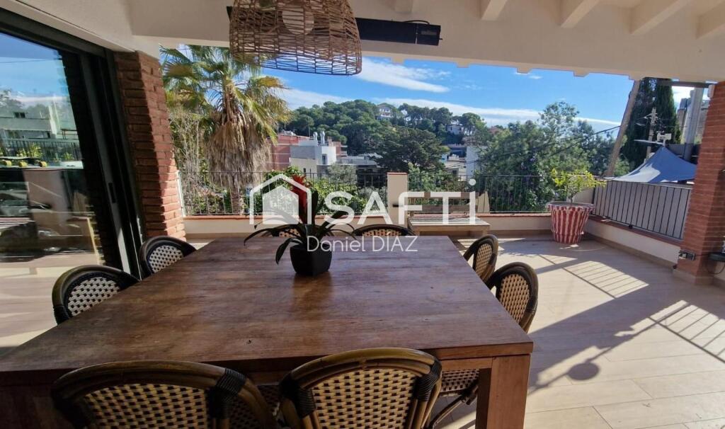 Imagen 2 de Chalet en el centro de Lloret de mar