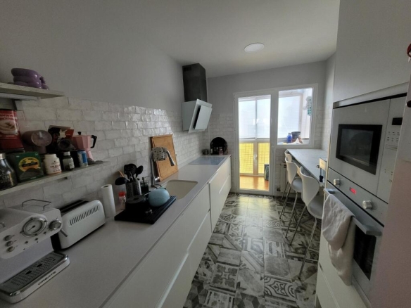 Imagen 3 de Fabuloso piso en urbanización privada en Parquesol