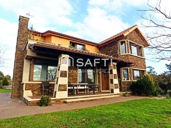 Imagen 1 de CASA CHALET CON TERRENO EN BRETAL ( RIBEIRA )